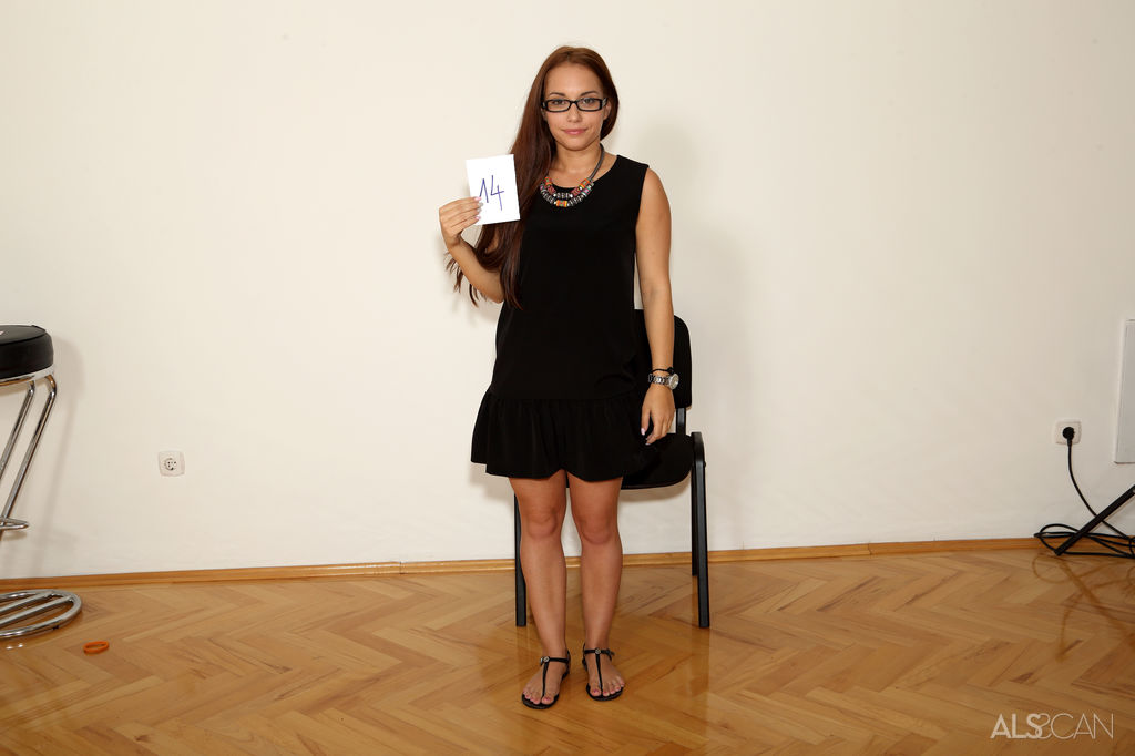 BUDAPEST 2014 CASTING with Hannah Sweet, Jenny Glam, Alexis Brill, Gina Ger...